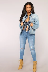 05-23-18_Stduio1_IH8228MSM_LightBlueWash0217 - Copy.webp