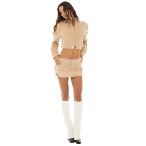 20230208-are-you-am-i-minka-flare-leg-warmer_white--5_2000x2000.jpeg