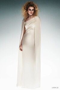 fn2 00022-tom-ford-fall-2023-ready-t.jpg