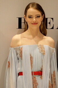 281762281_picturepub-emma-stone-024.jpg