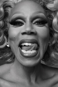Interview_DIGITAL_WEB_2019_SEP_RuPaul-3.thumb.jpg.a8f9f96b5d66c647c42a8444277b8b39.jpg