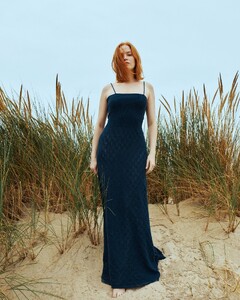 ellie-bamber-barrie-spring-summer-2023-14.jpg