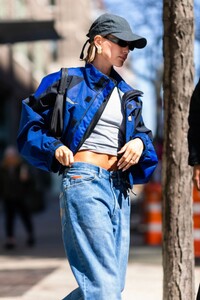 hailey-bieber-out-and-about-in-new-york-04-10-2023-2.jpg