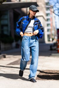hailey-bieber-out-and-about-in-new-york-04-10-2023-6.jpg