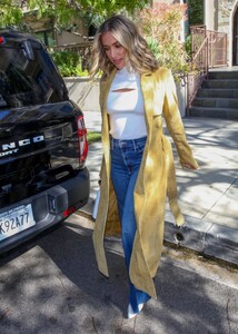 kristin-cavallari-out-and-about-in-west-hollywood-02-07-2023-1.jpg