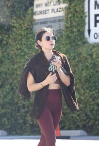 lucy-hale-out-in-west-hollywood-03-26-2023-5.jpg