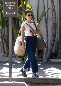 lucy-hale-shopping-in-los-angeles-04-15-2023-1.jpg