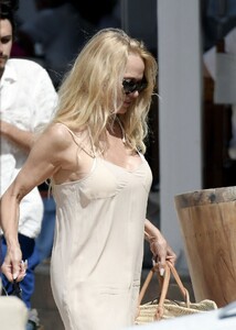 pamela-anderson-out-in-st-barths-04-03-2023-5.jpg