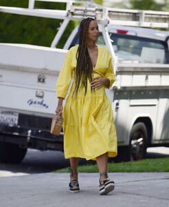pregnant-leona-lewis-out-for-dinner-in-los-angeles-06-07-2022-9.jpg