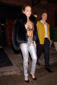 rita-ora-and-taika-waititi-leaves-bowery-hotel-for-date-night-in-new-york-04-28-2023-1.jpg