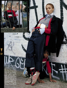 vogue-italia-12-2015_adwoa-aboah_by_tim-walker_(7).thumb.jpg.227b7afe9a131648307e7e64a4b96d21.jpg