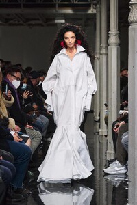 00017-Alaia-Fall-22-Paris-credit-brand.thumb.jpg.08ba33993b39f87b19364c93e4a7cf8d.jpg