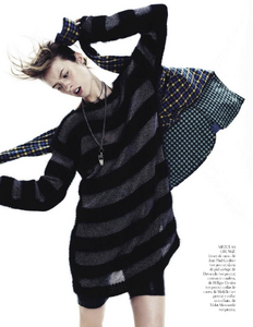 1736272711_Vogue_Spain_-_Noviembre_2013(dragged)35.thumb.png.5acac50055fa1583a2b0d7015f5290c5.png