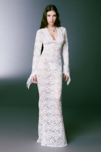 GIA14230_GEMMA_MAXI_DRESS_WHITE_MODEL_FRONT_1.jpg