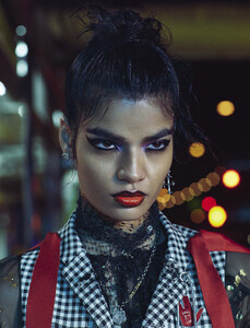 Vogue_Italia-April_2016-Bhumika_Arora-by-Emma_Summerton-06.thumb.jpg.4d4f8f632fb7ca2ed15d768d6c7d4c37.jpg