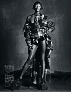 Vogue_Japan_-_September_2014-240.thumb.jpg.a73b0835003d3737b8dc02cf5276767f.jpg