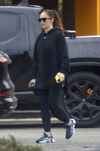 minka-kelly-out-for-a-gym-session-in-los-angeles-03-20-2023-2.thumb.jpg.85f3a33edda4a1abdfcbd321ddd3f169.jpg