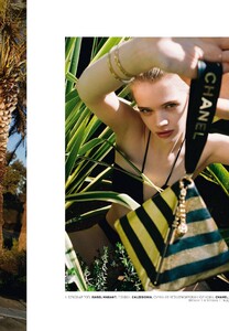 vogue-russia-07-2019_stella_by_carlijn-jacobs10.thumb.jpg.27ffad58bdffc265b4093b75f963dd4f.jpg