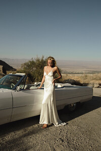 L'eto-Bridal-Wedding-Gowns-Palm-Springs-Collection_-5-1.jpg