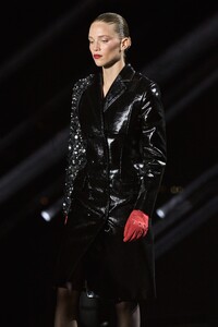 LuisaViaRoma2020British20Vogue20 (8).jpg