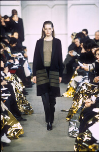 1865669515_HelmutLang1996WomenRTW9.thumb.jpg.121701bcc4da688c9f8db35efd570379.jpg