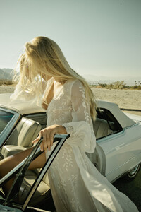 L'eto-Bridal-Australia-Palm-Springs-Collection_-7 (1).jpg