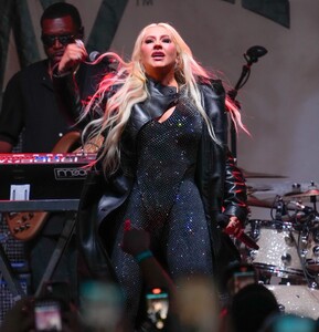 Christina_Aguilera_Daily_-_Pride_Live_Stonewall_Day_2023_-_0015.jpg