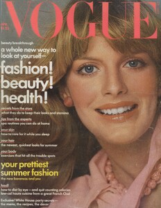 Scavullo_US_Vogue_April_1975_Cover.thumb.jpg.d75fd1e25d6ab45652ff2915969744ae.jpg
