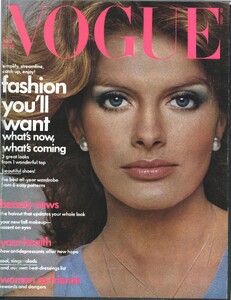 Scavullo_US_Vogue_July_1975_Cover.thumb.jpg.965861c3ed0e3d2937f882bf31f75c6e.jpg