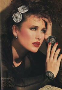 Tatler-Uk-1983-Andie-Macdowell-Herb-Ritts-Fur-_57.thumb.jpg.aec4e006987772bb2e5bfb7aa2228a60.jpg