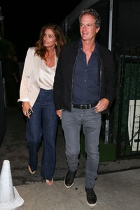 cindy-crawford-and-rande-gerber-leaves-giorgio-baldi-in-santa-monica-05-24-2023-6.jpg