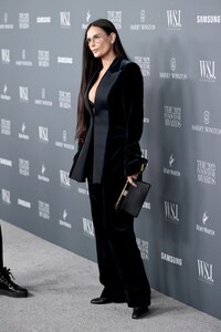 demi-moore-at-wsj.-magazine-2021-innovator-awards-in-new-york-11-01-2021-3.jpg