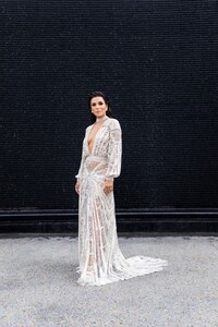 eva-longoria-for-vanity-fair-getting-ready-for-oscars-2023-march-2023-4.jpg