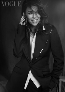 eva-longoria-for-vogue-magazine-mexico-may-2023-5.jpg