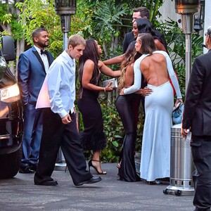 hailey-and-justin-bieber-at-stephanie-shepherd-and-larry-jackson-wedding-in-beverly-hills-06-25-2023-4.jpg