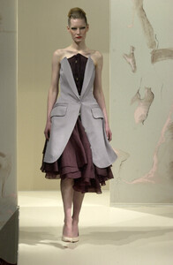 372303384_PascalHumbert2001HauteCouture26.thumb.jpg.b93b6564c8ecb899c0935d7ea3ff6fc7.jpg