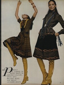 Going_US_Vogue_July_1970_06.thumb.jpg.eb6326c33c9a1f1d43a8d3d44bf79c89.jpg