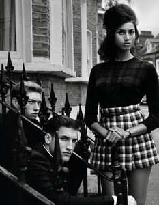 Here-London-by-Alasdair-McLellan-for-Vogue-Paris-November-2020-1.jpg
