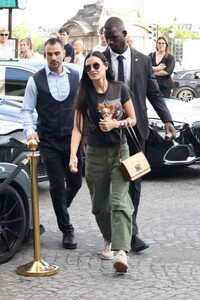 demi-moore-out-with-her-dog-in-paris-06-24-2023-3.jpg