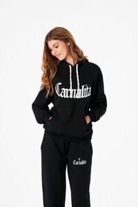 embroidered-printed-logo-hoodie-black-carnalita-02.jpg