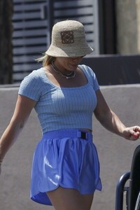 hilary-duff-at-a-park-in-los-angeles-07-21-2023-2.jpg