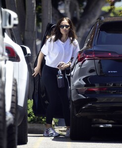 minka-kelly-arrivea-at-her-local-gym-in-west-hollywood-07-10-2023-0.jpg