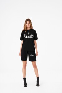 printed-logo-t-shirt-black-carnalita-01.jpg