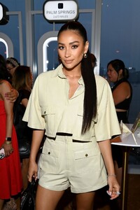 shay-mitchell-at-expedia-group-s-one-key-launch-event-in-new-york-07-18-2023-1.jpg