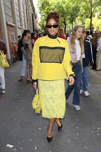 shay-mitchell-leaves-fendi-show-in-milan-09-21-2022-6.jpg