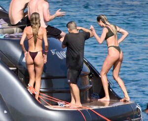 candisdouyt5464y5 (42).jpg