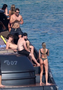 candisdouyt5464y5 (6).jpg