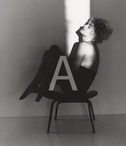 27.AU2422098.jpg.138ecd28a8cd96121cc2e3f8d746026b (1).jpg