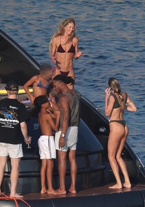 candisdouyt5464y5 (23).jpg