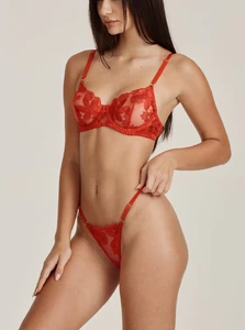 Monicas-Sensual-Lingerie-Set-6.thumb.jpg.765a23e89b85cede5a5778cd11939ef6.jpg